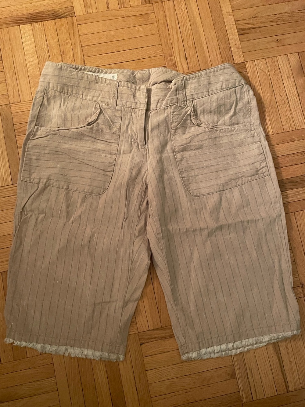 GENERRA Second Skin Clothes Beige Pinstripe Linen Shorts